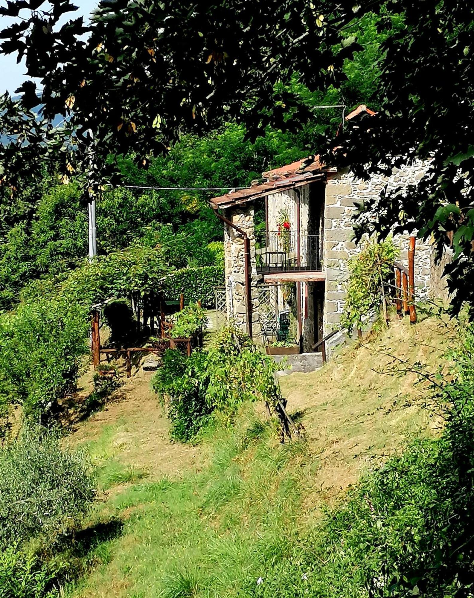 La Casa In Valli 35 Bagni di Lucca Exterior foto